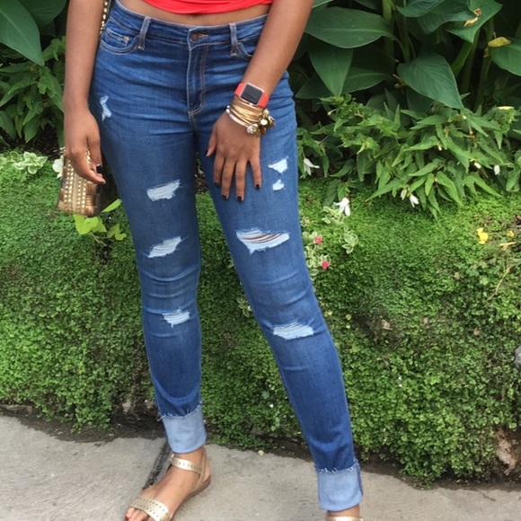 Hollister Denim - Slim jean ripped and faded